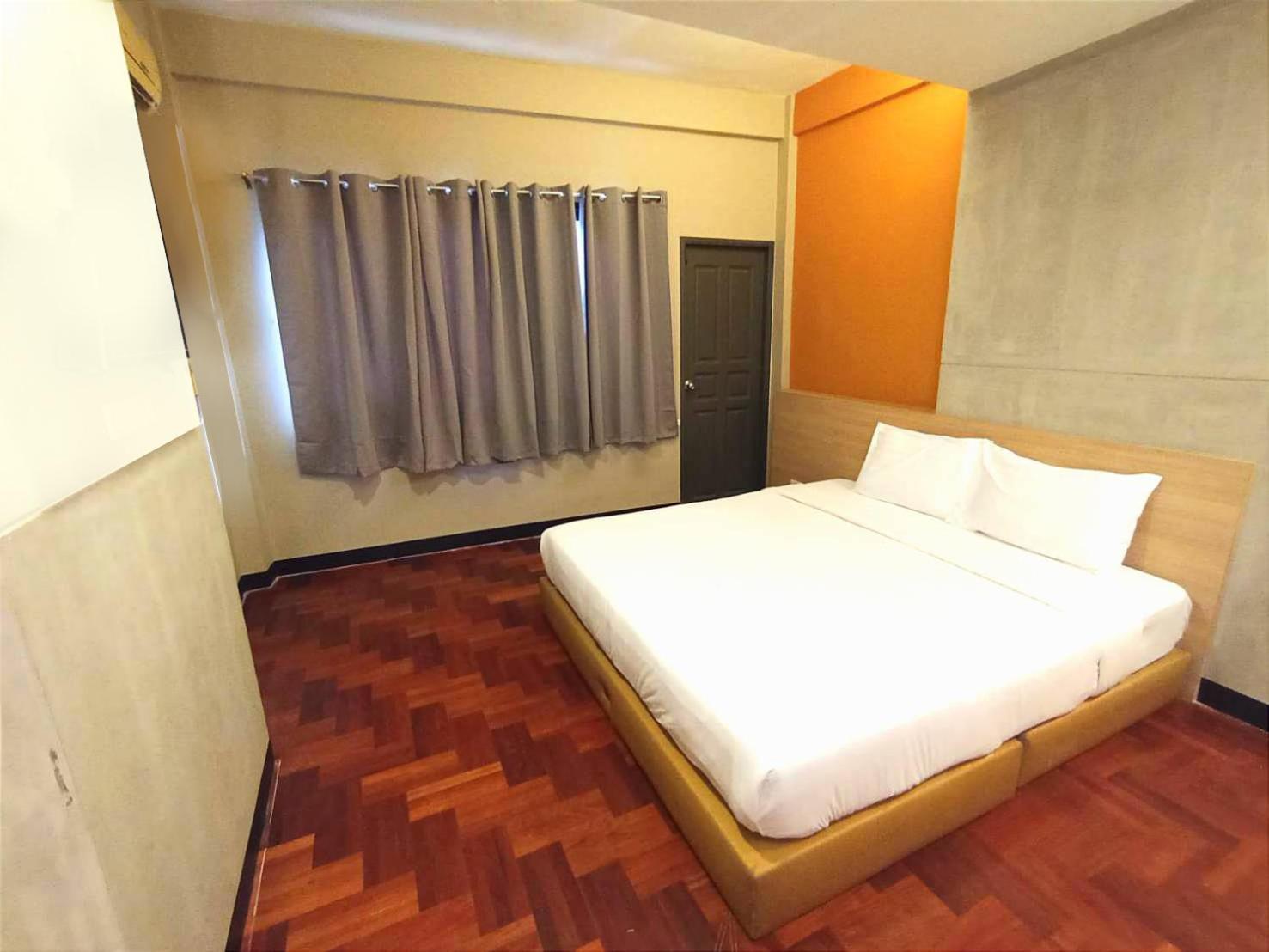 Go Inn Silom - Bts Saint Louis โกอินน์ สีลม - สถานีรถไฟฟ้าเซนต์หลุยส์ X バンコク都 エクステリア 写真